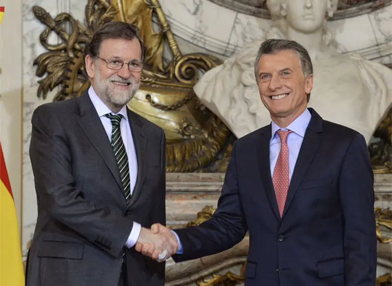 Macri habló con Rajoy sobre el FMI y gestionan charla con Trump