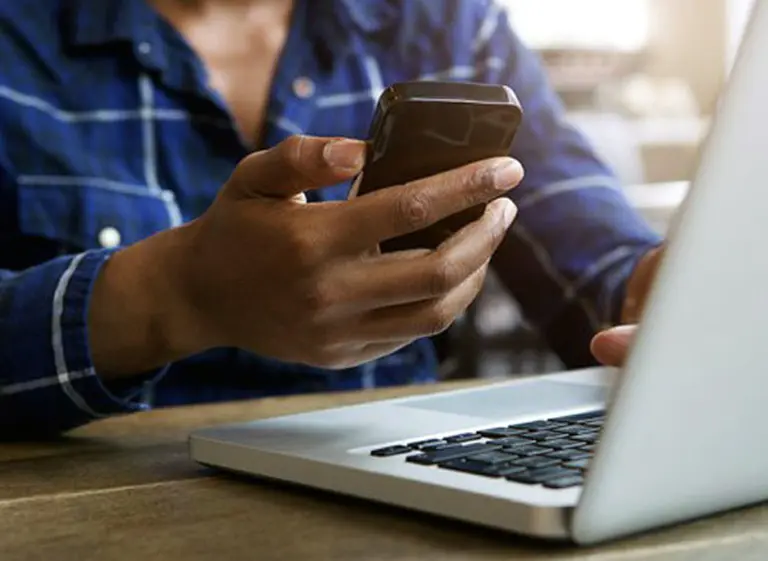 No es Amazon: llega un nuevo competidor de Mercado Libre para "morderle" sus negocios de pagos