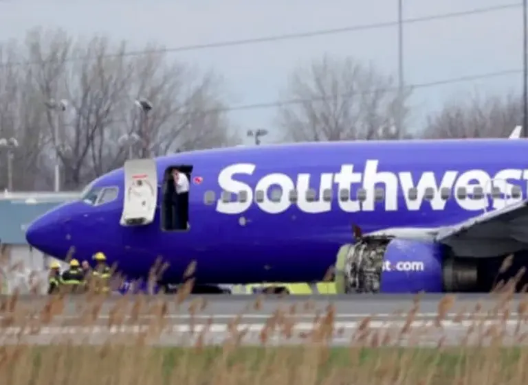 Southwest: pasajeros del vuelo accidentado reciben u$s5.000 y carta de disculpa