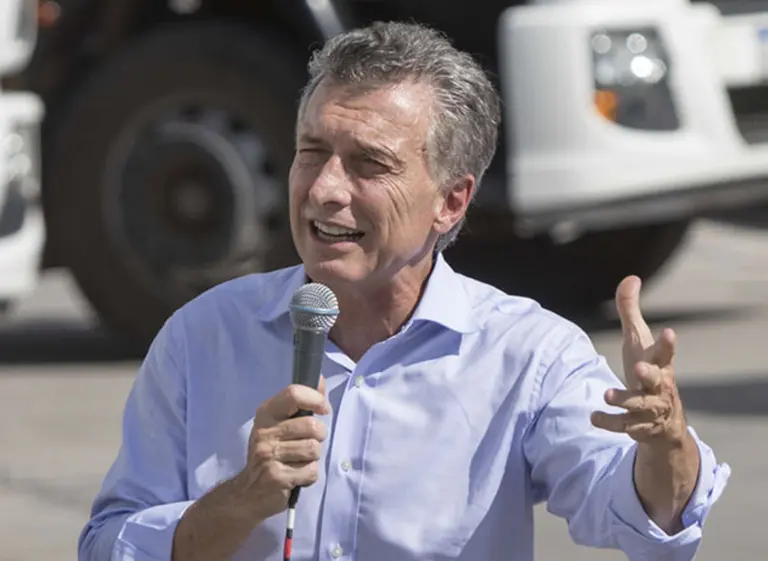 Una nueva campaña con el foco puesto en la caí­da de las encuestas