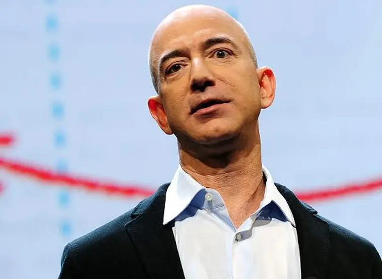 Cómo es la vida de Jeff Bezos, el hombre más rico del mundo