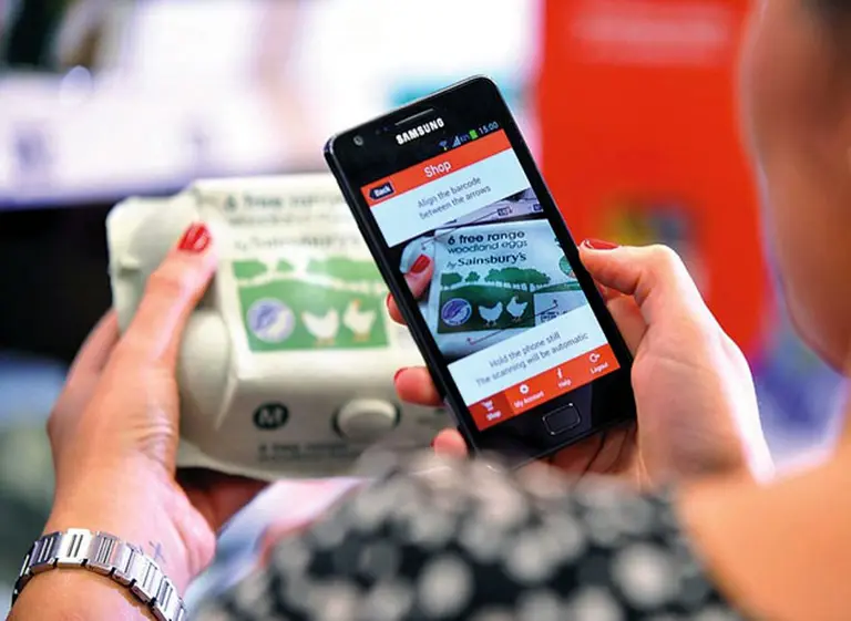 Cambio en comercios argentinos: ahora, la vidriera no está en la calle sino en el celular del consumidor