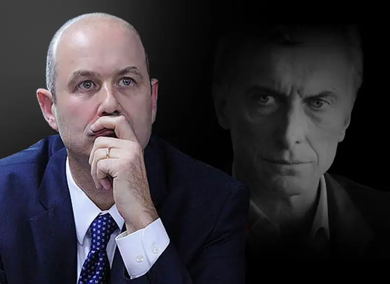 ¿Qué va a pasar con el dólar?: Federico Sturzenegger convenció a Macri de volver a subir las tasas para frenar la corrida