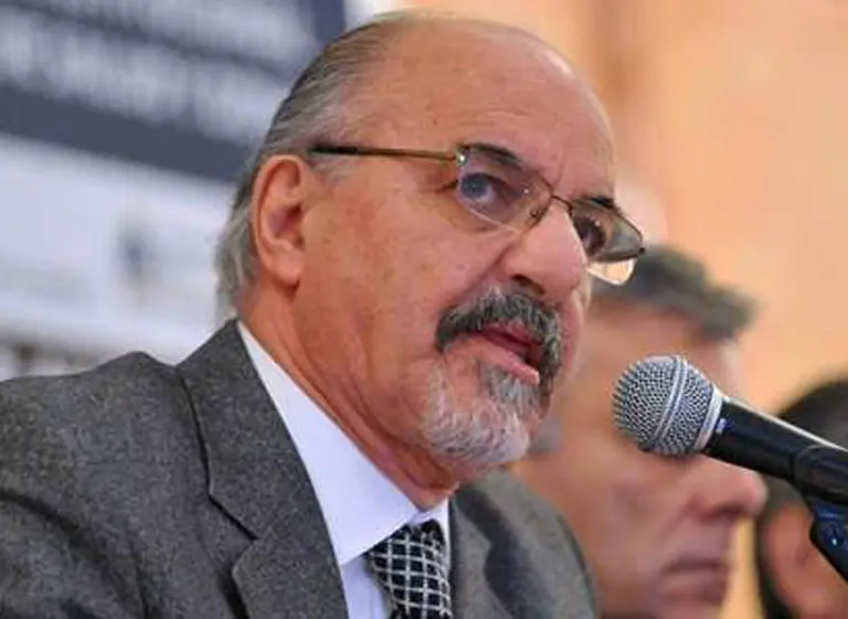 Para Tomada, la desocupación seguirá aumentando y advirtió que "más del 90% del empleo creado fue precario"