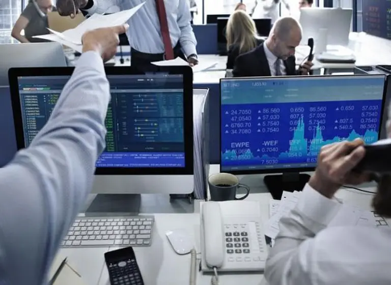 Bonos de EE.UU. a 10 años caen a su peor nivel en casi siete años