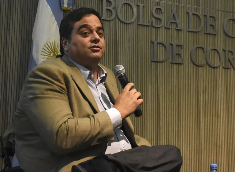 Para Jorge Triaca, el paro general del lunes "no sirve para nada"