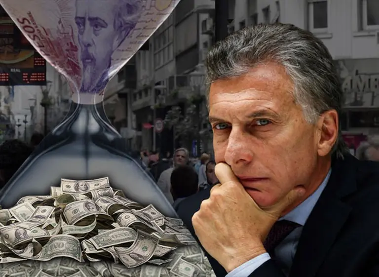 Presionado por FMI y el mercado, Macri queda sin margen para devaluación "con gradualismo"