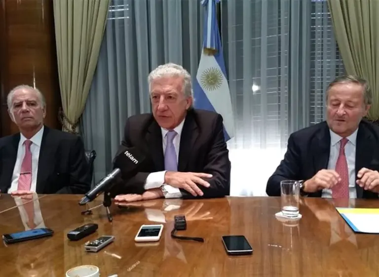 Para Bulgheroni, la devaluación mejorará la exportación de fruta y vino