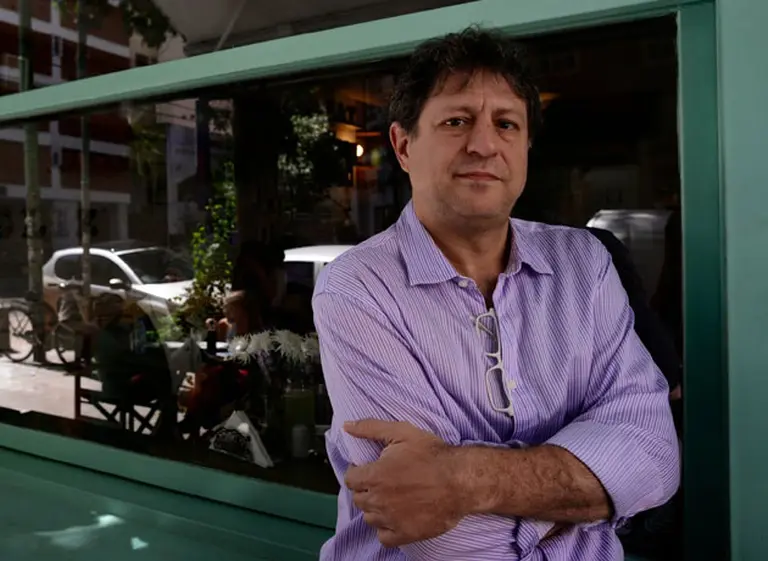 Levy Yeyati: "El argentino tiene pesos en el bolsillo pero dólares en el banco o el colchón"