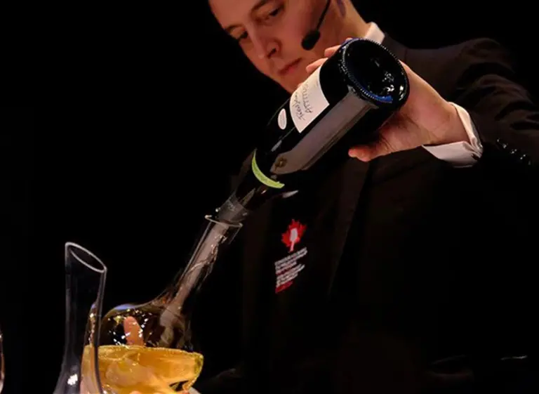Dos sommeliers argentinos se posicionaron entre los cinco mejores del continente