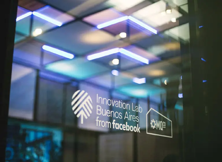 Facebook abre espacio para "startups" y desarrolladores en Buenos Aires