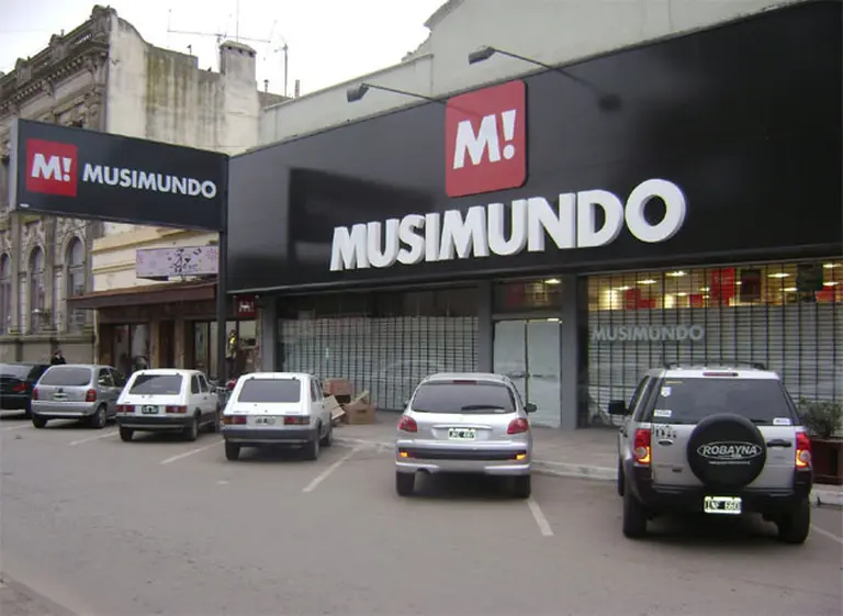 Otra cadena en problemas: socio de Musimundo pidió concurso preventivo ante la caí­da del consumo