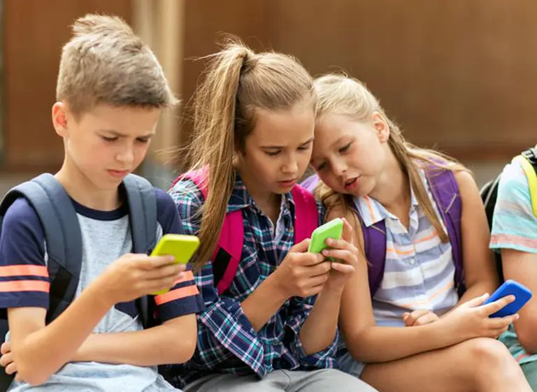 Apple permitirá a los padres limitar el tiempo de sus hijos con el celular