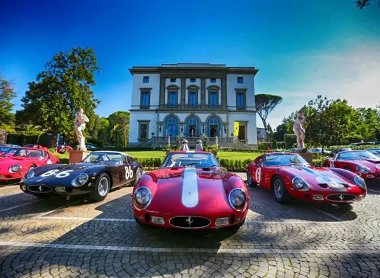 ¿A cuánto se vendió el auto más caro del mundo?