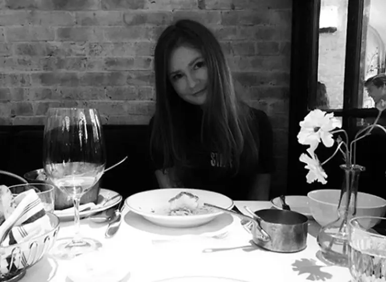 Hoteles de lujo y amigos millonarios: la increí­ble historia de la estafadora que engañó a Nueva York