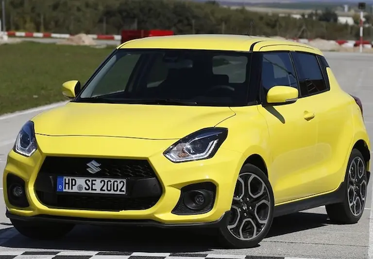 El Suzuki Swift vuelve al ruedo con nueva estética, motor más chico y seguridad premium