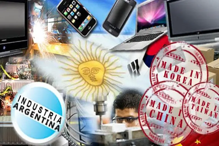 El rojo de la balanza comercial se disparó un 120% en mayo, el último mes sin el "efecto devaluación"