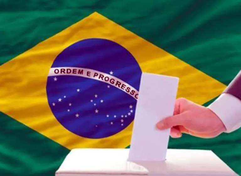 Google y Facebook firman acuerdo contra noticias falsas en elecciones de Brasil