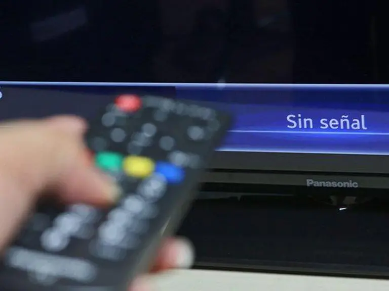 Empresas de celular, Internet y TV paga deben resolver interrupciones en 3 dí­as