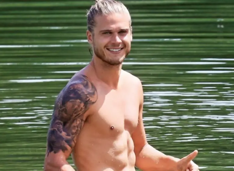 ¿Romance en puerta?: Rúrik Gí­slason, el jugador más sexy de Islandia, muy cerca de una modelo argentina