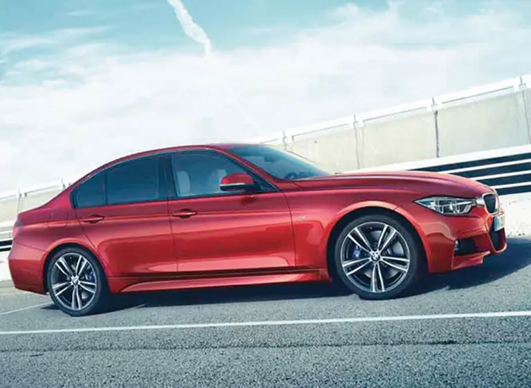 El BMW 320i Sport, ahora a u$s46.900