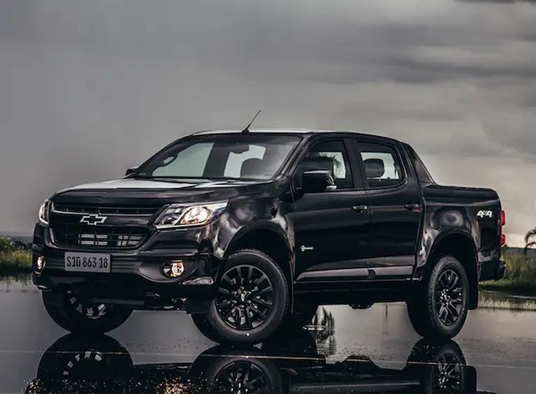 Chevrolet lanza la nueva S10 Midnight, la pick up vestida de negro