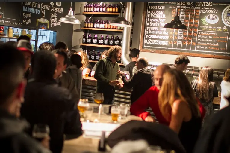 La cervecería Antares diversifica su plan de negocios con un nuevo parador