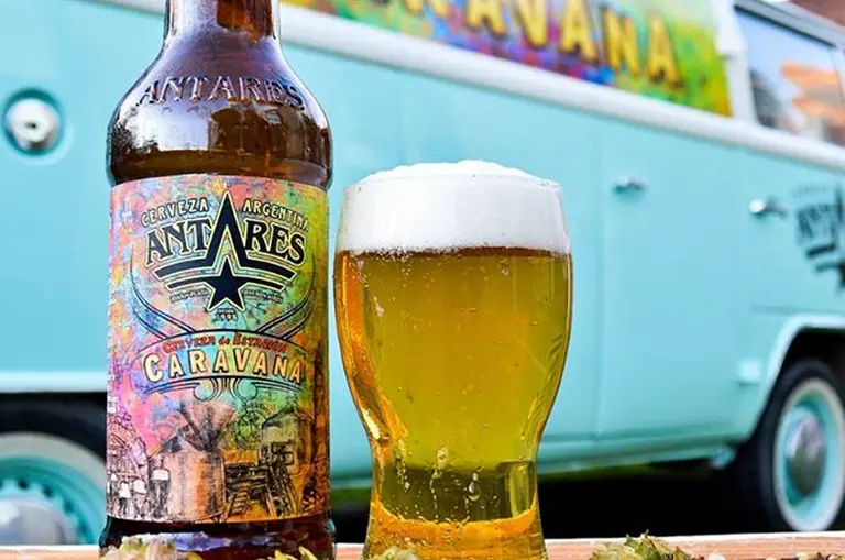 Antares presentó Caravana, su nueva cerveza para hacer frente al verano