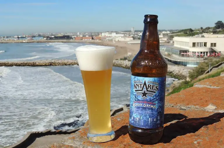 Antares relanzó Playa Grande, su cerveza de trigo pensada para el verano