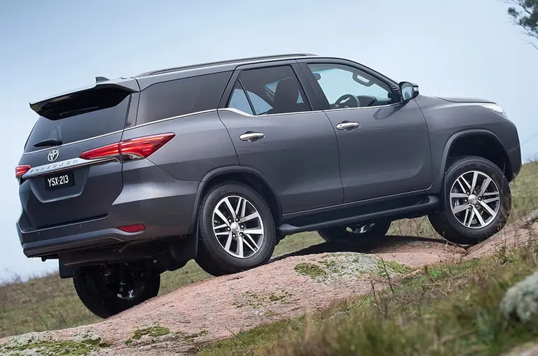 Toyota presenta la nueva SW4 que se fabricará en la Argentina a fin de año