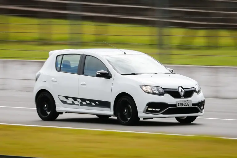 Renault presentó el nuevo Sandero R.S., el más deportivo de la gama