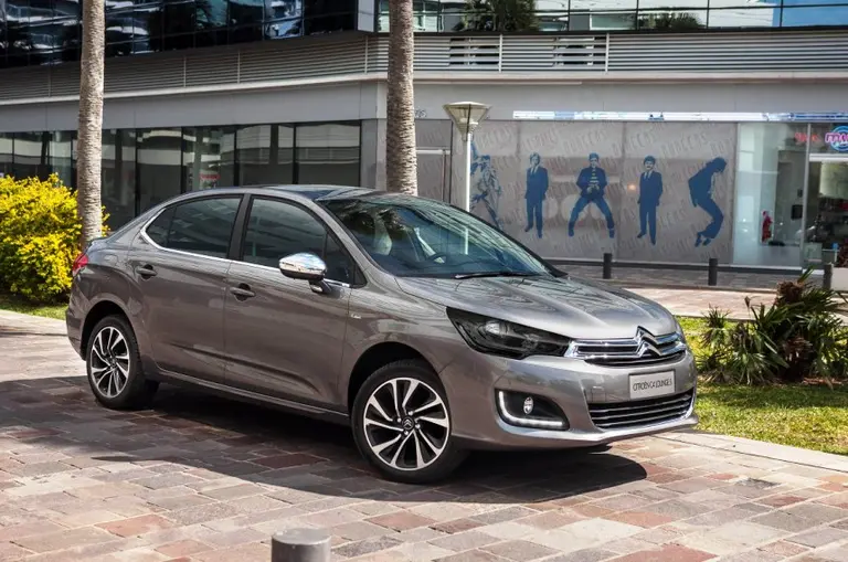 Citroën relanza el C4 Lounge S, la versión más deportiva del sedán