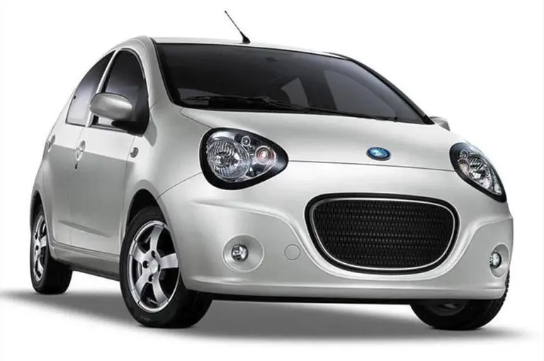 Geely ya se vende en el país: desembarca con cinco modelos