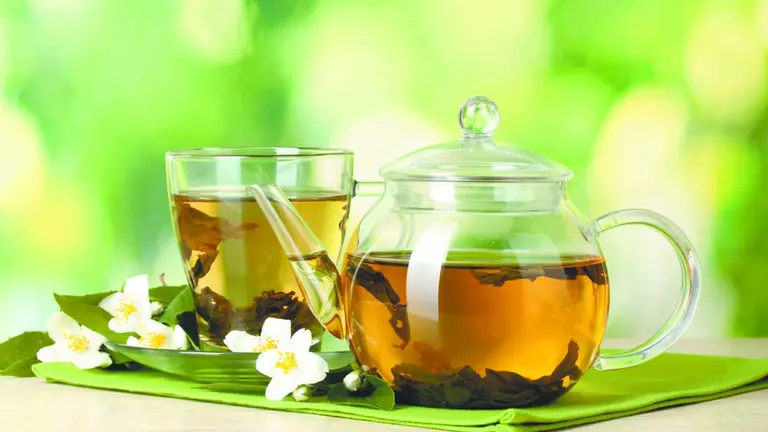 La espirulina y el té verde: los nutrientes olvidados de la dieta