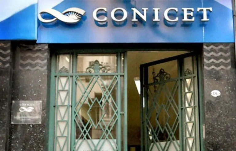 Crisis en la ciencia argentina: "Estamos bicicleteando a los proveedores"