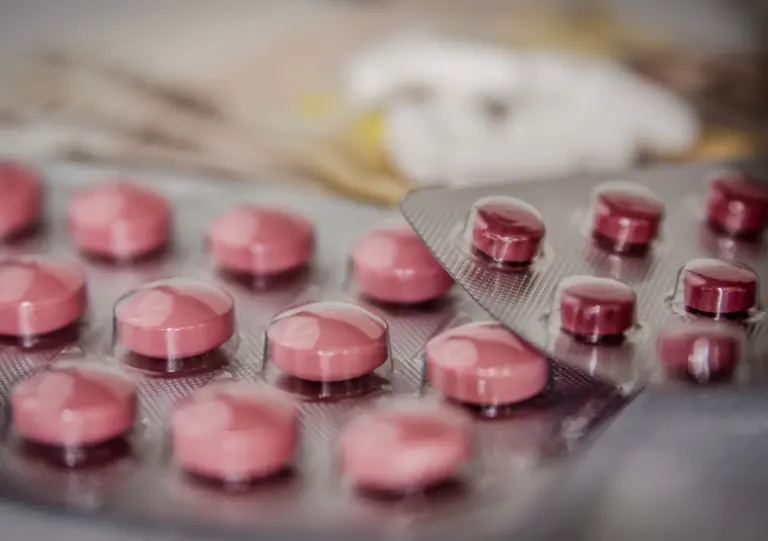 ¿Qué características tienen las cinco drogas más utilizadas para el dolor de cabeza?