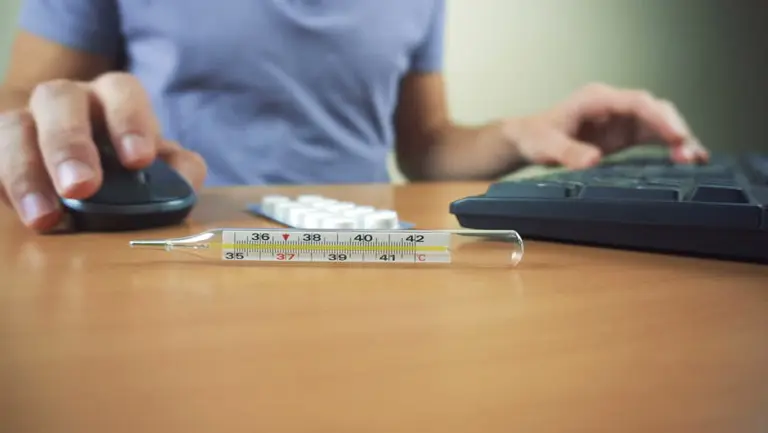 ¿Buscas tus síntomas en Internet? Estas son las consecuencias de la hipocondría digital