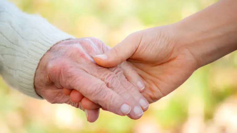 Parkinson, ¿cuáles son sus causas y cómo se puede tratar?