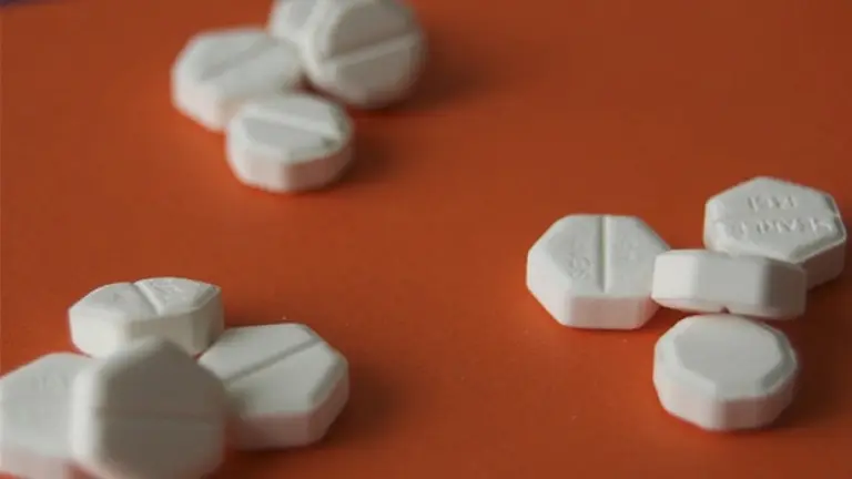 Misoprostol: qué es y cómo actúa la droga que está en el centro del debate del aborto