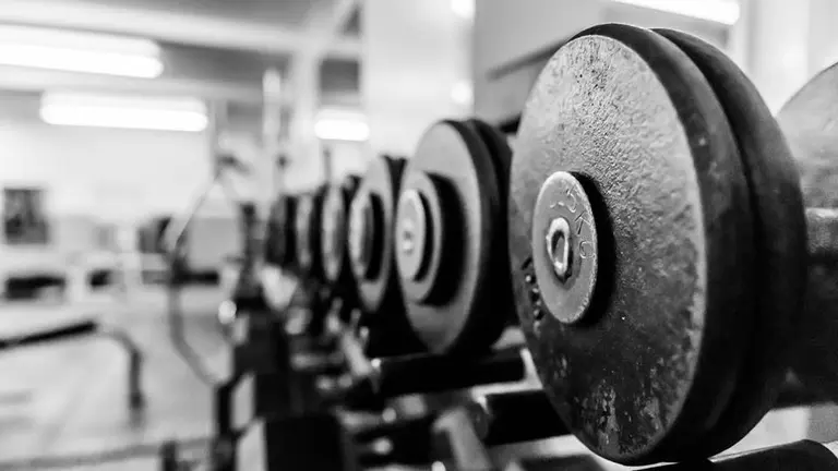 Fitness: cinco populares mitos que pueden confundir al momento de bajar de peso haciendo ejercicio