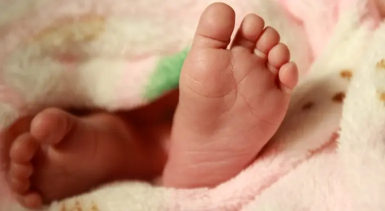 Prueba del talón: cómo un simple examen al recién nacido puede cambiar su vida para siempre