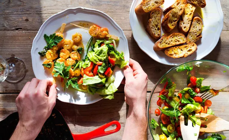 Vitaminas esenciales: ¿en qué alimentos encontrarlas para tener una dieta equilibrada?