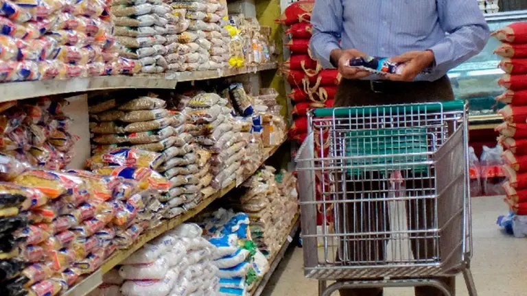 La Anónima, Carrefour, Walmart y Jumbo, con fuertes caídas de sus ventas
