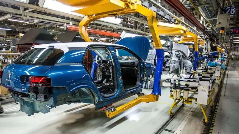 Bolsonaro exigirá libre comercio automotor entre Argentina y Brasil desde junio del 2020