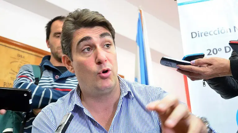 Tarifas de electricidad subirán 24,4% en promedio, según anunció el ministro Iguacel