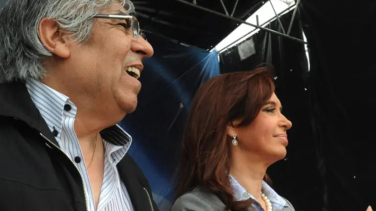 Cristina Kirchner reaparece en medio del escándalo por las denuncias de corrupción