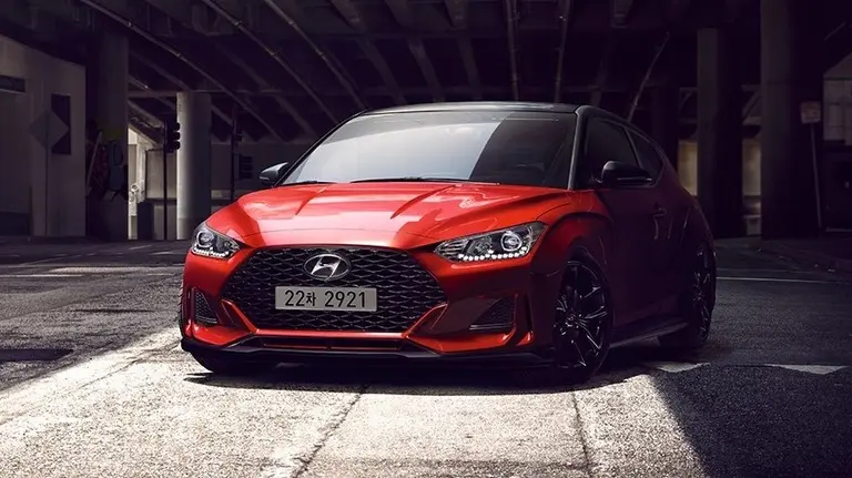 Hyundai revela los detalles del Veloster que llegará antes de fin de año