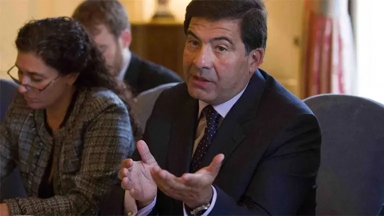 Confirman el procesamiento a Echegaray por beneficiar a Telecentro con quita de arancel