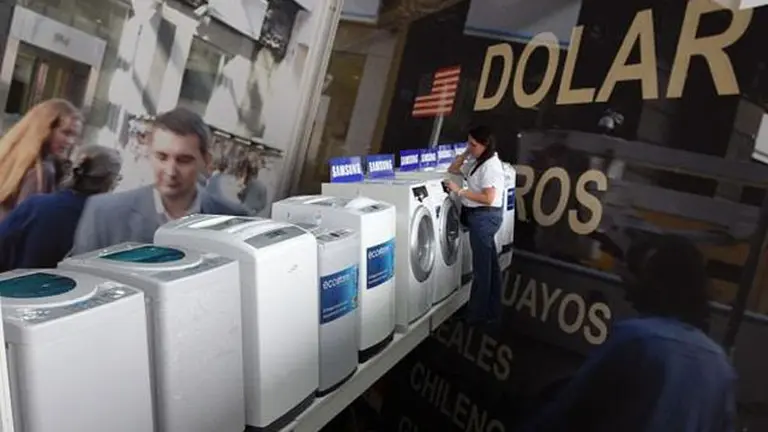 Electrónica de consumo: precios de TV, celulares y heladeras aumentan 50% y ventas se desploman al peor nivel en dos años