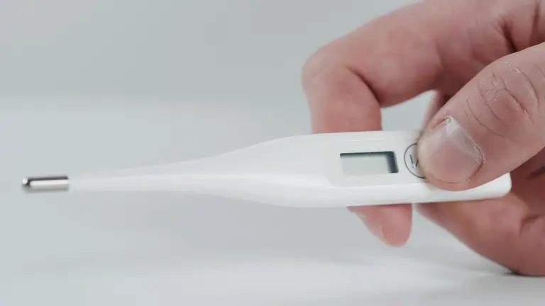 Falta de sueño, fiebre y alcohol, ¿qué otros factores pueden desencadenar una crisis epiléptica y cómo prevenirla?